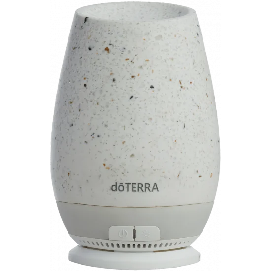 Roam™ Diffuser od doTERRA na bielom pozadí